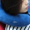 gối chữ u tựa cổ