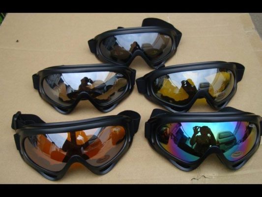 Kính dây chống bụi x-400